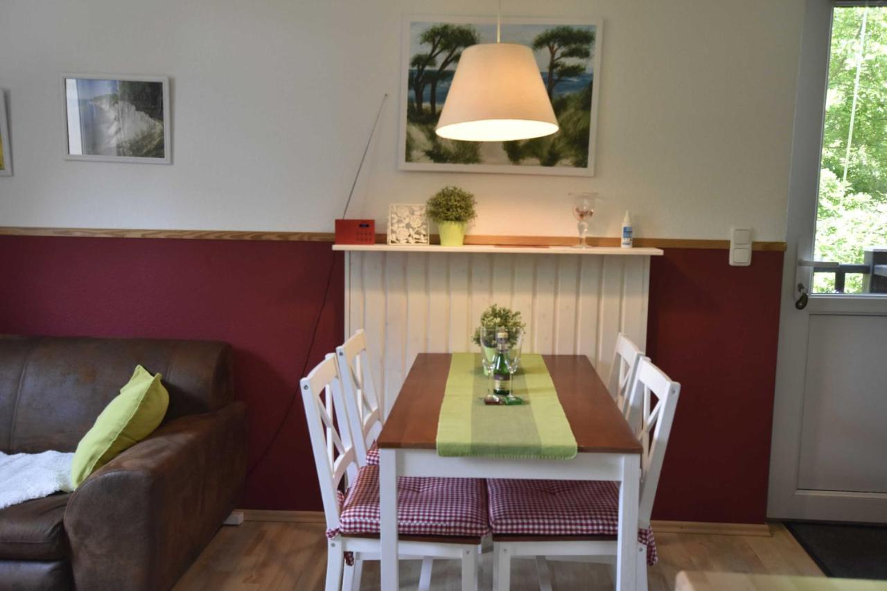 Ferienwohnung Og Im Roten Haus Am Ostsee Radweg Ovs 103 Blowatz エクステリア 写真