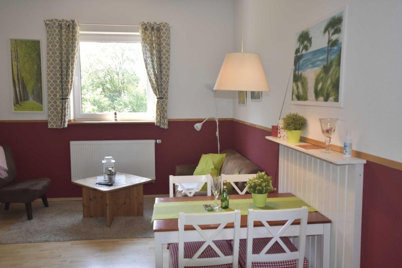 Ferienwohnung Og Im Roten Haus Am Ostsee Radweg Ovs 103 Blowatz エクステリア 写真